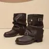 2026 Novas Botas Curtas Ocidentais de Cowboy Pretas Plissadas Vintage com Bico Redondo e Fivela, Botas Largas da Moda