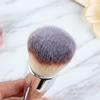 Pincel de maquiagem único grande Tinta solta Pincel de mel Blush Pincel pincel alto brilhante Tinta excedente grande lã macia