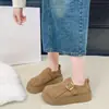 Estilo Coreano Otoño/Invierno 2026 Nuevos Zapatos Individuales Birkenstock de Suela Gruesa Color Marrón Retro Cómodos Versátiles Aumentan la Altura También Pueden Ser Usados por Personas Bajas