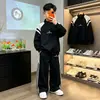 Roupa Infantil Meninos Roupa de Outono Conjunto Moletom 2026 Novo Estilo Primavera Outono Crianças Médias e Grandes Esportes Outono Bonito Fashionável Tendência