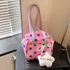 Bolsa de Ombro Transfronteiriça Outono 2026 Nova de Nicho com Bolinhas para o Dia a Dia, Bolsa de Braço da Moda Única e Estilosa