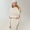 Nova coleção outono e inverno: 100% caxemira, gola semi-alta, barra enrolada, malha de sete agulhas, sem mangas estilo morcego, colete de tricô elegante estilo capa