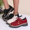 Zapatos de cuero para mujer de talla grande con punta redonda transfronterizos, nueva temporada primavera/otoño 2026, mocasines de moda europea y americana con suela gruesa y que aumentan la altura en stock