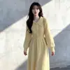 Elegante Vestido de Punto Amarillo Estilo Chanel para Mujer, Nuevo Modelo Otoño 2026, Sensación de Alta Gama, Ceñido a la Cintura, Vestido Adelgazante