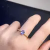 Anillo de Tanzanita Natural en un Deslumbrante Color Morado, Completamente Pulido con un Brillo Brillante, Hecho de Plata 925 y Presenta una Piedra Principal de 5*7 mm
