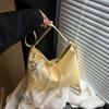Bolso Retro Fresco para Mujer 2025 Nueva Llegada a la Moda Versátil Bolso Dumpling Casual Simple para Viaje Nicho Bolso Bandolera