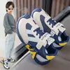 Tenis de malla con diseño perforado para niños, zapatos de primavera y verano para niños y niñas, zapatillas de entrenamiento alemanas, zapatos casuales para bebé, zapatos funcionales, tenis de moda para niñas