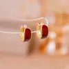 Pendientes Angora Rojos Geométricos con Goteo de Aceite Otoño e Invierno, Pendientes Retro de Nicho de Alta Gama Estilo Hong Kong, Pendientes de Lujo Ligero con Temperamento para Mujer