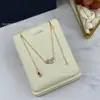 Colar Fred de Alta Versão com Fivela Horsebit Totalmente Cravejado de Diamantes Pingente em Forma de U Feminino Tamanho Mini Banhado a Ouro 18k Fivela Náutica Corrente para Clavícula