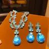 Conjunto de Dos Piezas de Lujo Accesible Francés Colgante de Flor de Zirconia Cadena de Suéter Nicho de Gama Alta Exquisito Elegante Collar para Mujeres