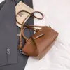 Bolso Nicho de Gran Capacidad Estilo Coreano para Mujer Modelo Nuevo 2025 Bolso de Mano Simple con Pliegues Bolso Cruzado de Nicho a la Moda para Mujer