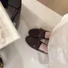 2026 Novos Mocassins de Camurça Estilo Retrô Francês para Mulheres Salto Baixo Cadarço Slip-on Pessoa Preguiçosa Solado Macio Sapatos Individuais