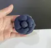 6.1cm Flor de Camelia de Textura Gruesa de Shandong Accesorio Flor para Zapatos Broche para Zapatos Pin de Broche para Pinza de Pelo Pinza de Plátano Versátil