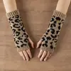 Conjunto de Chapéu e Luvas de Tricô com Estampa de Leopardo Novo Estilo Outono e Inverno Transfronteiriço Temu Shein Luvas Quentes de Inverno Chapéu de Tricô