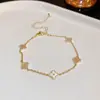 Pulsera de Trébol de Circonita y Nácar Lujo Ligero Temperamento de Gama Alta Joyería Estilo Coreano Ins Celebridad de Internet Estilo Popular Joyería al por Mayor