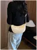 Bolsa transversal moderna e simples para o dia a dia de mulheres, nova bolsa de ombro casual e única estilo Ins 2026, bolsa de bolinho de alta estética e tendência