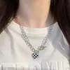 Colar hip hop de personalidade criativa, corrente de clavícula feminina da moda, estilo frio europeu e americano, tag de carta de amor doce e legal para Instagram