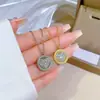 [Acero de titanio de cuerpo completo] corazón de amor extravagante ligero estilo muy simple cadena de clavícula de oro real para mujer accesorios de la red