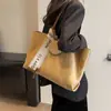 Bolso Tote Portátil de Gran Capacidad Retro de Alta Gama Transfronterizo para Mujer 2025 Invierno Nuevo de Moda Bolso de Hombro Axila