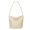 Bolso de Mano Coreano Nuevo 2026 Nueva Moda Versátil Simple Ligero para Viajes Diarios Bolso Cubo Bordado de Hombro