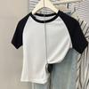 Camiseta de manga corta con raglán en contraste para mujer, nueva camiseta de verano de alta gama de estilo occidental, elegante y ajustada.