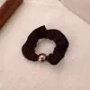Goma para el pelo de terciopelo con perlas estilo francés, con un toque de alta gama, versátil para niñas, banda elegante para moños, accesorio para el cabello