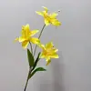 Novo Arranjo de Flores de Lírio 3D com 3 Cabeças Casamento Salão de Casamento Flor de Lírio Flor Artificial Adereços de Fotografia Decoração de Casa Flor de Mesa