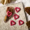 Nuevas Joyas con Forma de Corazón para Uñas Corazón Hueco Color Tres Dimensional Pequeño Hueco Amor Color Macarrón Pegatinas para Uñas