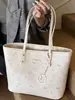 Bolso de mano grande estampado casual, elegante y lindo con temperamento para mujer, bolso de hombro moderno y elegante de alto valor para el trabajo