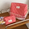 Bolsa de Cosméticos Acolchada a Cuadros Bolsa de Almacenamiento de Cosméticos de Gran Capacidad Bolsa de Tocador Portátil Linda Bolso de Mano para la Muñeca de Algodón