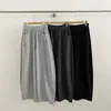 Produtos de qualidade Thirteen Lines! Calça casual feminina de cintura alta, modeladora, com perna curva, estilo minimalista, para o Outono de 2026