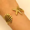Pulseiras Largas Europeias e Americanas de Aço Inoxidável de Alta Resistência com Espiral Ondulado, Estrela do Mar, Esmalte Azul e Designs de Concha em Vários Estilos para uma Vibe Praiana