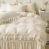 Juego de Ropa de Cama de Felpa Tallada de Cuatro Piezas Invierno Felpa de Leche Estilo Princesa Doble Cara Cálido Juego Funda de Edredón con Encaje Alto Gramaje