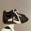 Zapatillas de Entrenamiento Retro Alemanas para Primavera y Otoño, Diseño Color-Block, Zapatillas de Estilo Nuevo con Tacón Oculto, con Cordones, Estilo Forrest Gump, para Mujer, 2026, Versátiles