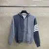Tb Fábrica Direta Outono e Inverno Novo Clássico Moletom com Capuz e Zíper de Quatro Barras Jaqueta Color Blocking Unissex