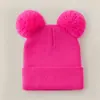 Chapéu de Tricô Espesso e Quente para Outono e Inverno com Logotipo Personalizável, Chapéu de Tricô à Prova de Vento e Resistente ao Frio para Uso Externo com Pompons Duplos