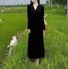 24755 Gran Belleza Yiyuan 2024 Otoño Nuevo Vestido Largo Entallado con Cuello en V de Alta Gama Francesa de Moda para Mujer