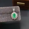 Colgante de Esmeralda Natural Transfronterizo Accesorios para Mujer Nicho de Alta Gama Joyería de Plata 925 7*9 Joyería de Lujo Venta Directa de Fábrica