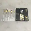 Venta al por mayor de fabricantes Juego de cubertería occidental de acero inoxidable Práctico cuchillo para bistec, tenedor, juego de cucharas de postre Caja de regalo de 5 piezas Vajilla