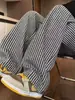 Pantalones de Rayas Verticales Blancos y Negros para Hombres y Mujeres 2024 Nuevos Pantalones Rectos Caídos de Primavera y Otoño para Adolescentes Pantalones Casuales Resistentes al Desgaste
