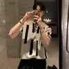 Camiseta de Tricô de Manga Curta Cor Damasco Fina de Verão Estilo Coreano Masculino Estilo Levemente Maduro Design com Gola Redonda Blusa Color Block