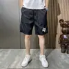 Pantalones rectos finos de verano para hombre, shorts deportivos modernos y guapos con cordón, shorts de seda helada para hombre, modernos