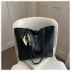 Gran Capacidad Viajes Diarios 2026 Casual Nueva Tendencia Primavera Textura Diaria Bolso Tote de Hombro Único Debajo del Brazo para Mujer