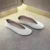 Nuevos zapatos planos blancos versátiles, casuales y elegantes, estilo commuter, con punta redonda, para mujer, cómodos, de suela blanda, slip-on, tipo abuela