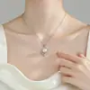 Collar de Perlas de Imitación para Mujer, Cadena para Clavícula de Lujo Ligero Estilo Francés Nicho, Colgante de Perla Hueco con Forma de Corazón Accesorios DIY