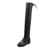 Botas Elásticas Outono/Inverno 2026 para Mulheres Novas Botas de Equitação em Couro Macio Botas Femininas de Calçar Bico Redondo Salto Bloco Salto Médio Botas Femininas Botas Slim