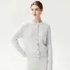 Nueva colección de otoño: Cárdigan de punto de cachemira de estilo sencillo con cuello redondo y patrón de trenzas, con botones de perla, un abrigo suéter cálido para mujer