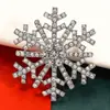 Pin de Corsage de Diamante Elegante Europeo y Americano Estilo Navideño Broche Creativo de Copo de Nieve Pin Metálico de Moda Accesorios para Ropa