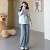 Novo conjunto de duas peças outonal estilo coreano, solto, casual, com retalhos, top e calça de perna reta para grávidas, conjunto moderno emagrecedor para mães