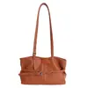 Bolso Tote Casual Retro para Viajeros 2025 Invierno Nuevo Estilo Textura de Alta Gama Elegante Bolso de Hombro/Axila de Lujo Ligero